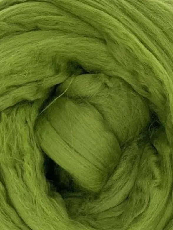 Colourful green bi-nylon wool from the Adventures in Wool, sustainable variation to traditional wool at Bord Du Lac Artisans.
